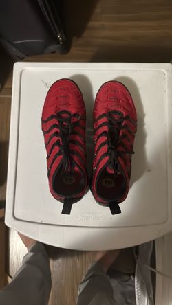 Nike Air Max Plus TN Sneakers Red Black