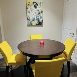 Table & 4 chairs