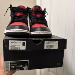 Air Jordan 1 Mid