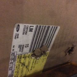 03 f150 Harley Davidson front hub assembly