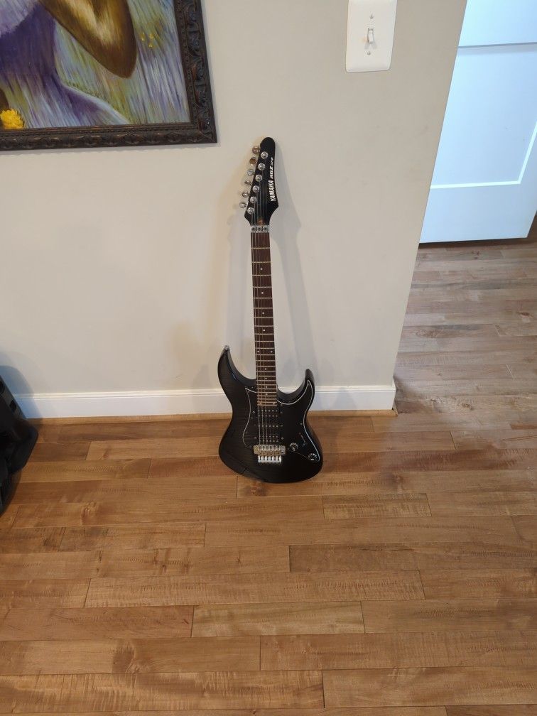 Used Yamaha RGX321P Electric Guitar

