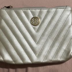 Rebecca & Rifka Smooth Chevron Quilted