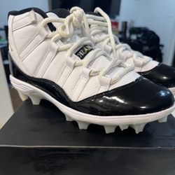 Air Jordan 11 Mid TD Cleat 'Gratitude' 