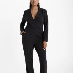 Brand New Woman’s Express brand Black Pinstripe Long Sleeve Blazer Jumpsuit Up For Sale  