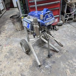 Graco Ultramax II 490 PC Pro With Blue Link Smart Control Airless Paint Sprayer