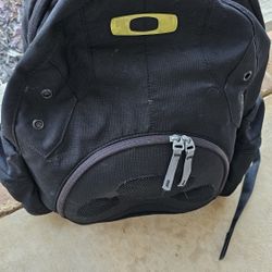 OAKLEY BACKPACK 