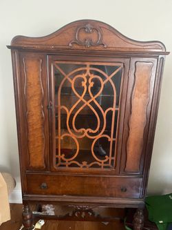 Hutch excellent condition