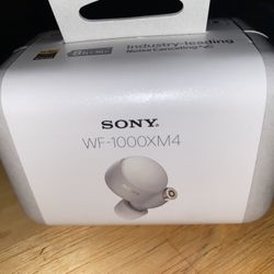 Brand new Sony True Wireless Noise Cancelling In Ear Headphones