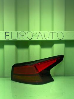 2019 2020 2021 2022 2023 2024 Nissan Altima Right Passenger Outer Side Tail Light OEM