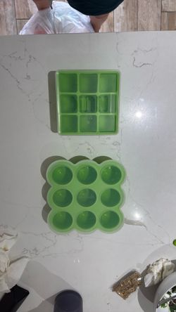Silicone baby food freezer trays