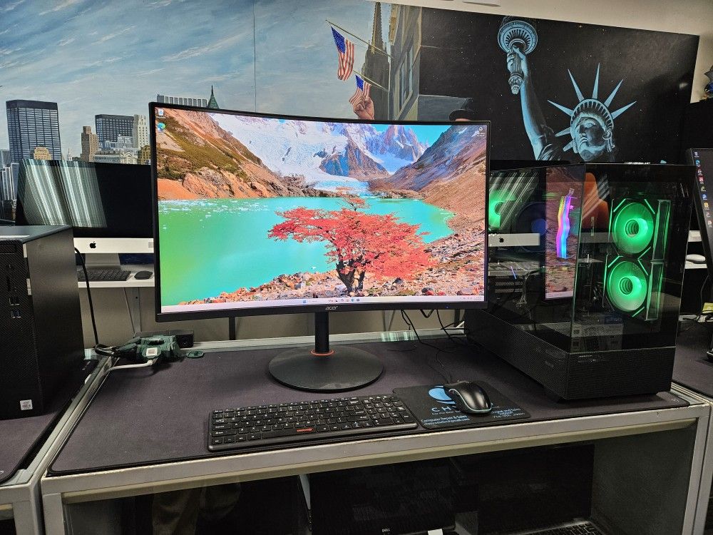 Custom Built Gaming Computer Ryzen 7 + 32" Gaming Monitor 