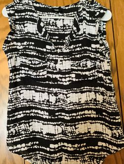 NWT black and white top