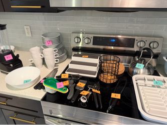 Kitchen ware - dinner ware