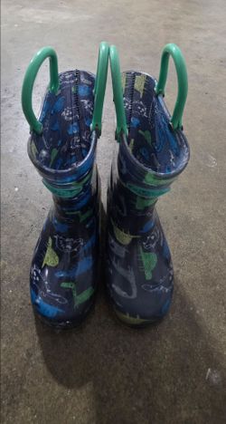 Toddler rainboots size 6
