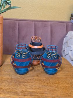 Small Metal Tea Light Holder Set