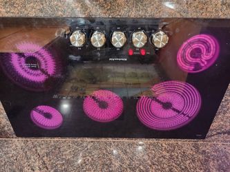 KitchenAid
36 in. 5 burner