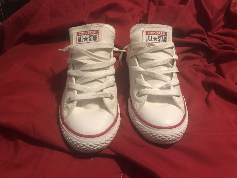 Converse size 3