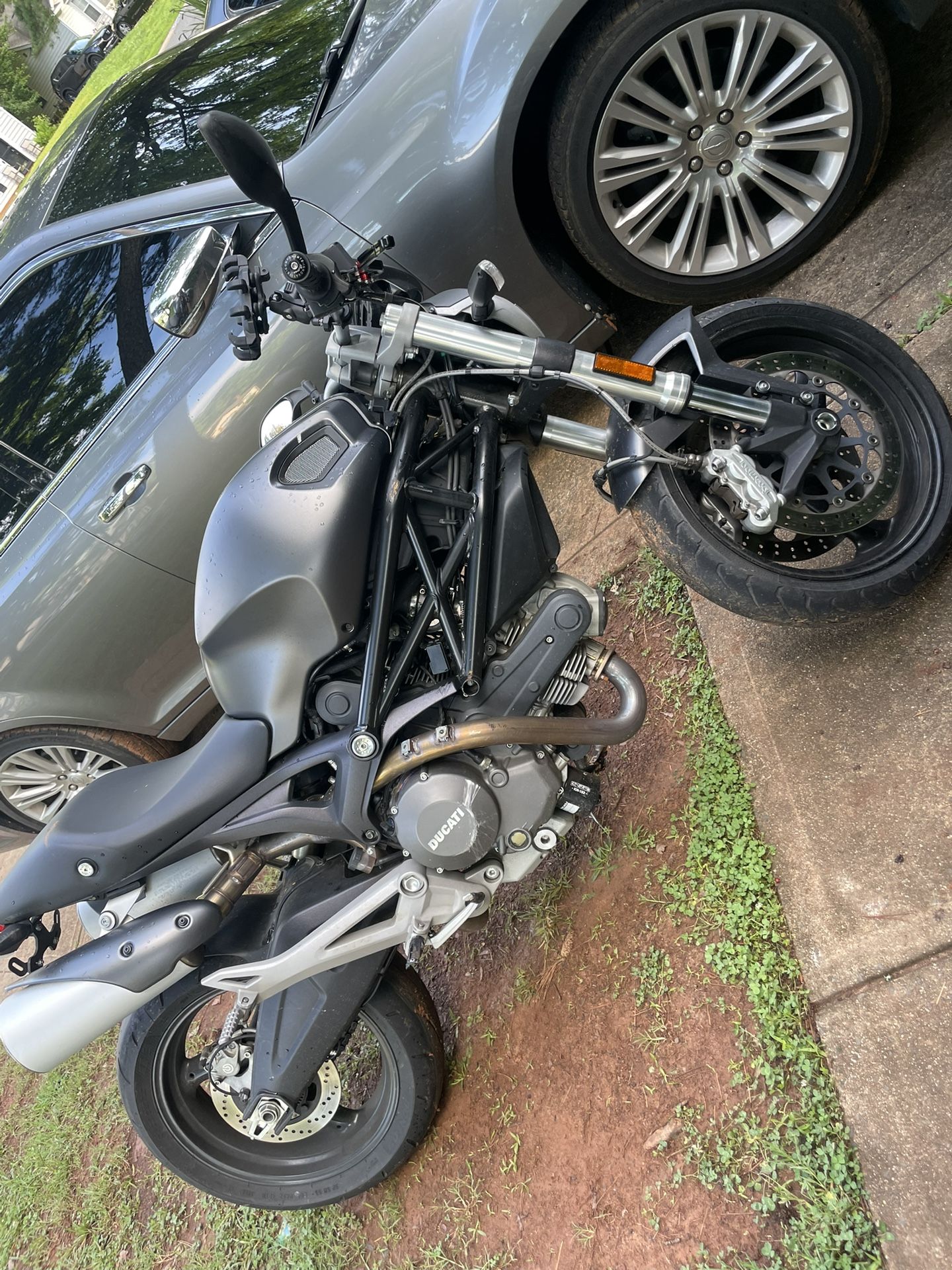 Ducati 700cc