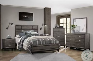 Full size bedroom set ( like new)