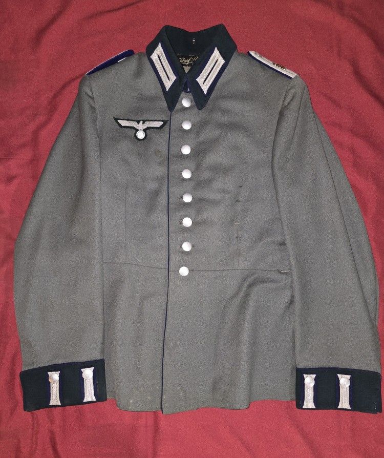 1OO% ORIGINAL WW2 GERMAN ARMY OFFICER'S MEDICAL PARADE WALK-AROUND-DRESS TUNIC