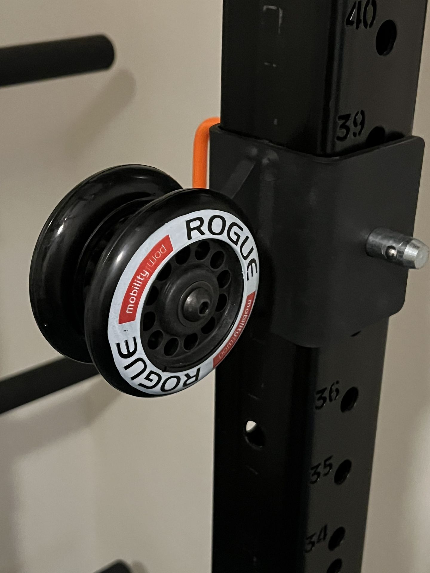 ROGUE RACK MOUNT MWOD ROLLER
