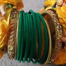 Metal Bangles Set (Bracelets)