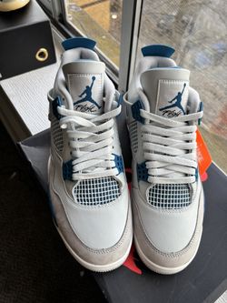 Jordan 4 Military Blue