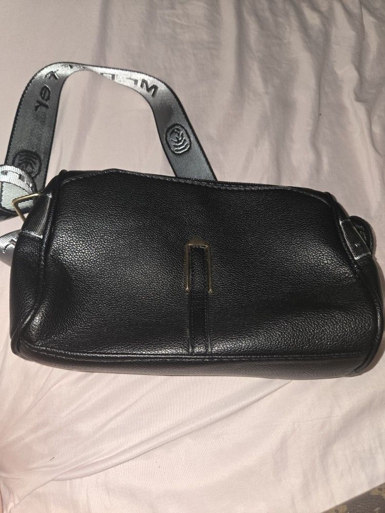 Mr.Puffer Purse