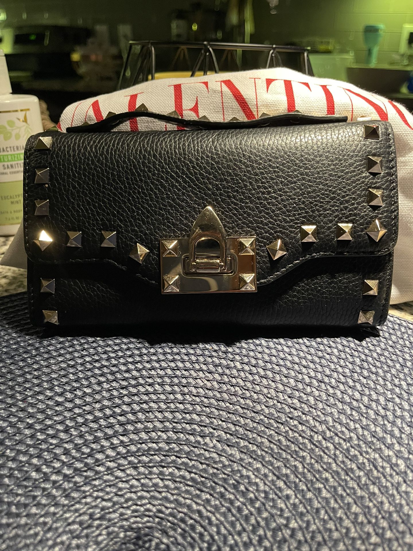 Valentino Leather Wallet on Chain New for Sale in San Antonio, TX - OfferUp
