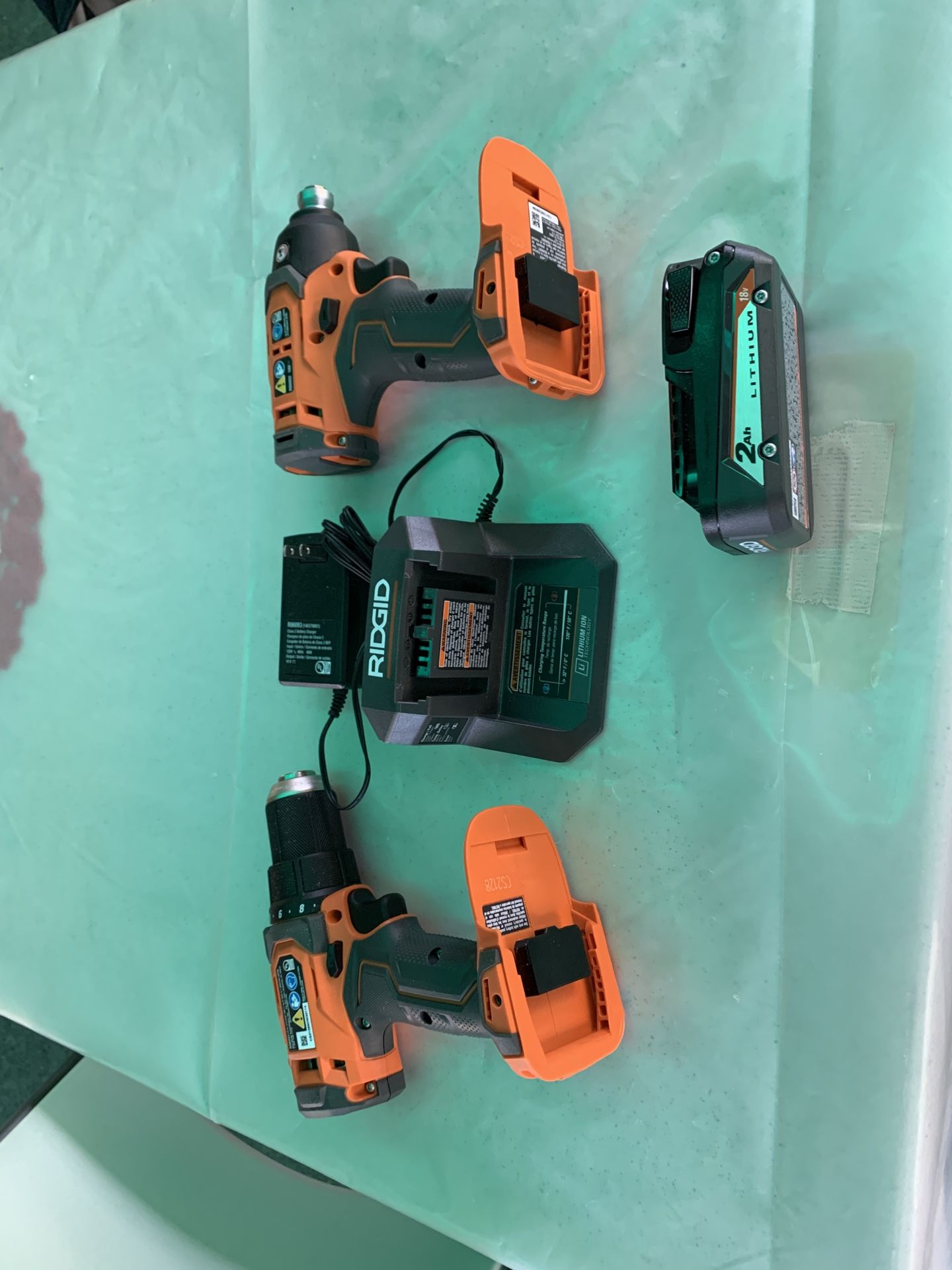 RIDGID 18-V SET IMPACT AND DRILL 