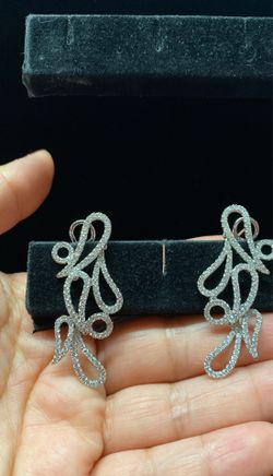 Diamond earring