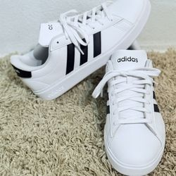 Adidas NEW Cloudfoam Size 10