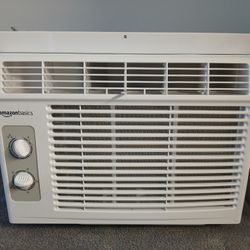 Amazon Basics 5000 BTU Air Conditioner 