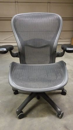 Herman Miller Aeron chair - size c