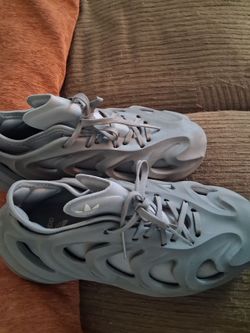 Yeezys Adidas
