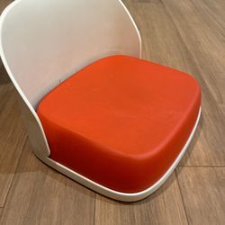 Oxo Booster Chair