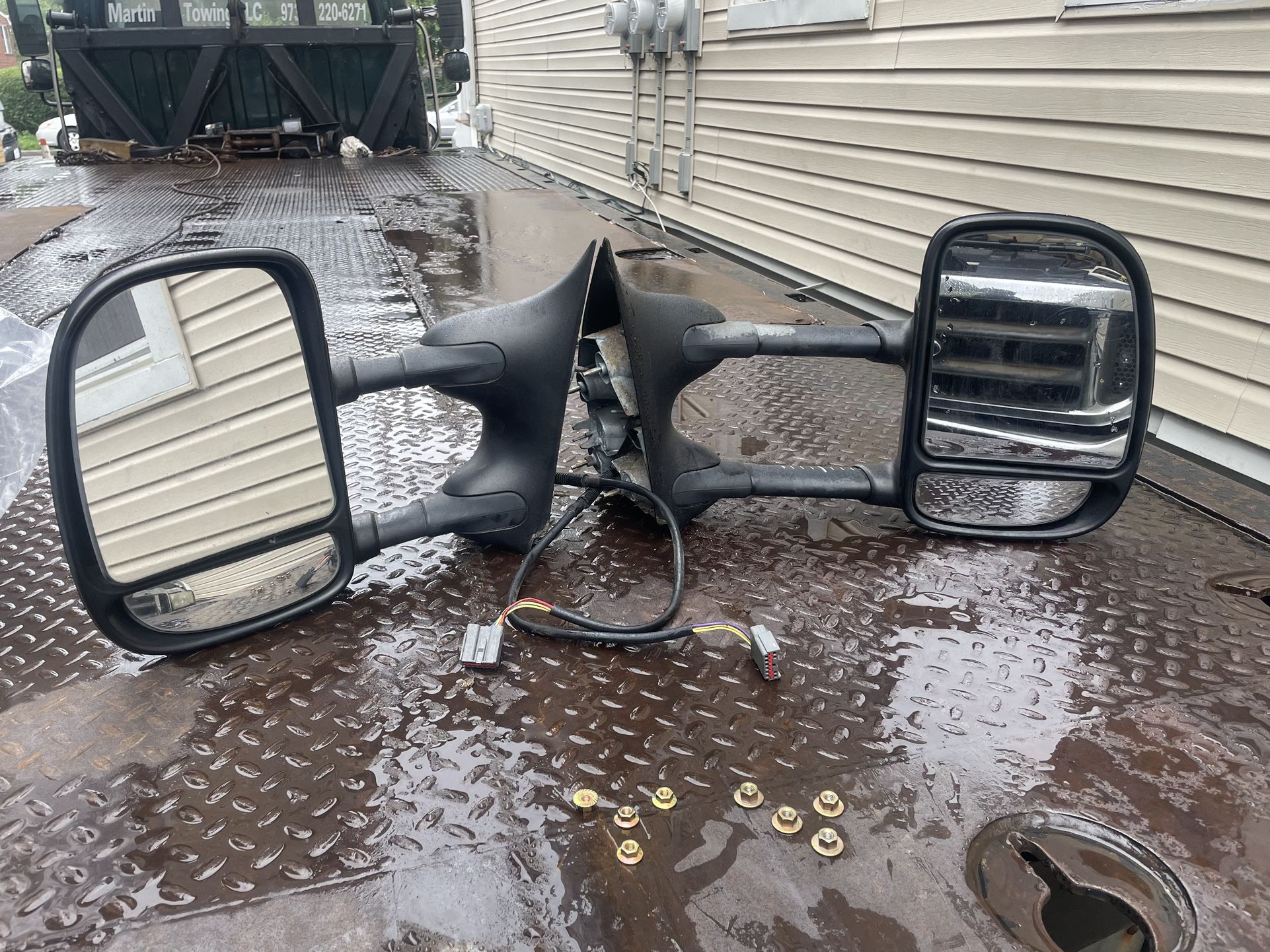 99-07 Ford Super Duty Mirrors Set of power mirrors