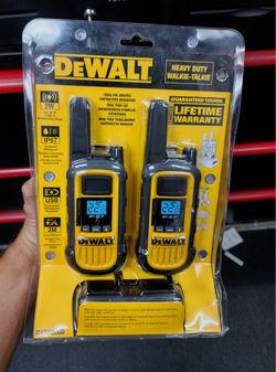 DeWalt Two-Way Radios DXFRS800