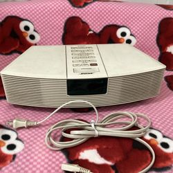 White Bose Wave Radio For Parts Not Working 