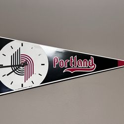 Rare Working Portland Trail Blazers Clock