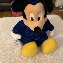Disney Parks Mickey Mouse Class of 2002 Graduation Plush Blue Cap Gown 