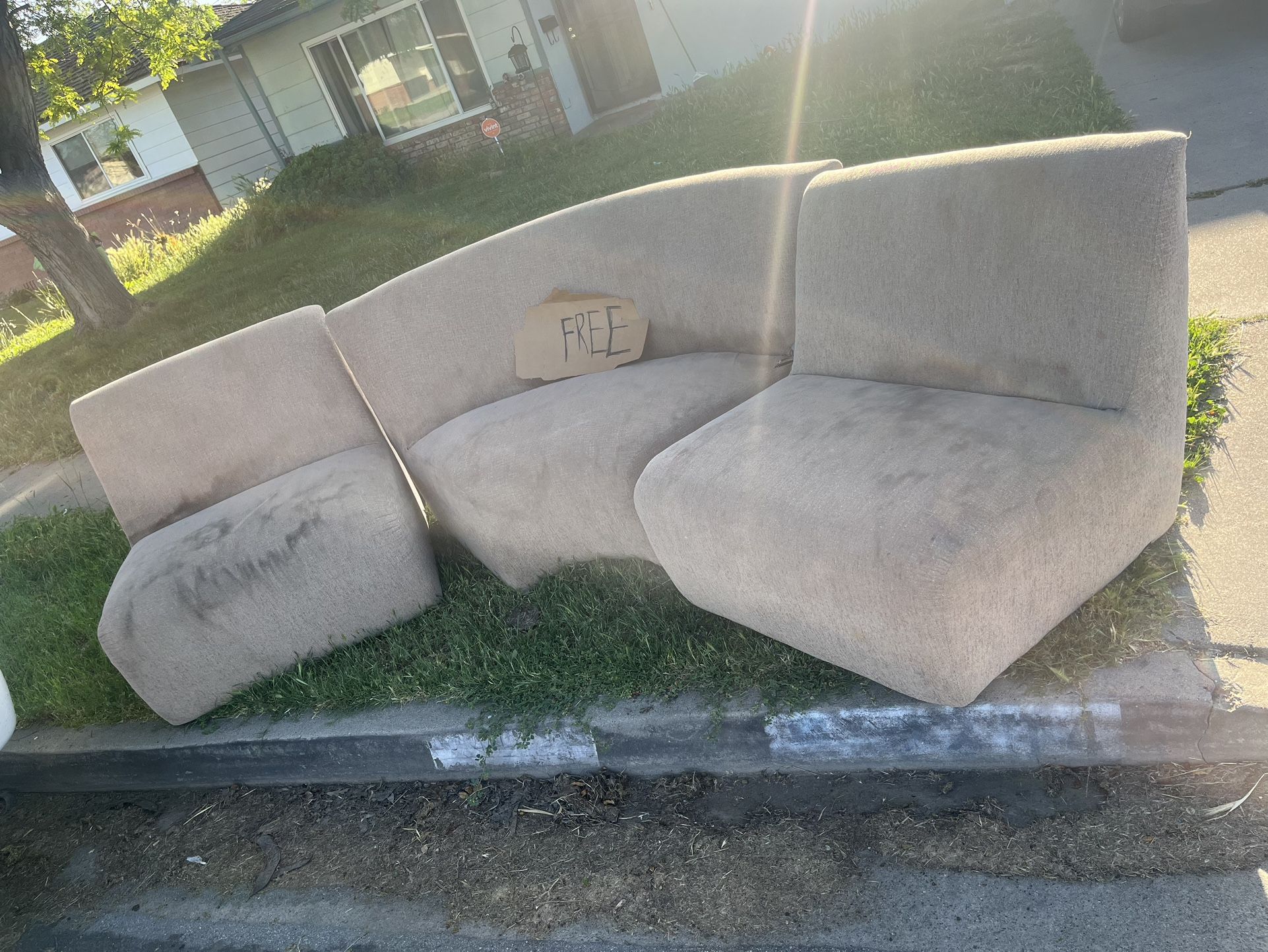 FREE COUCHES 