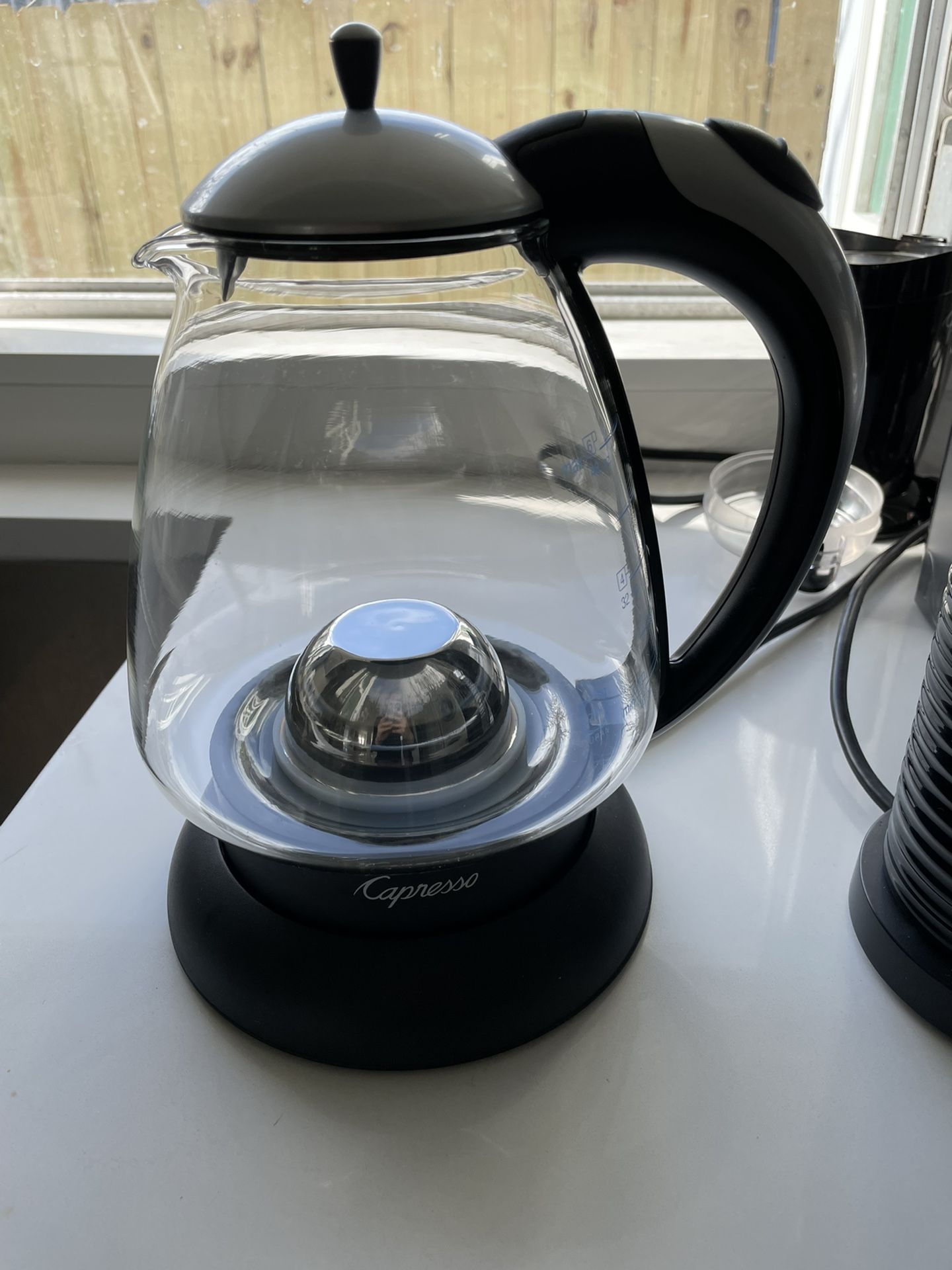 Sold at Auction: CAPRESSO GLASS ELECTRIC KETTLE