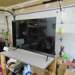 Broken Hisense Roku TV With Spare Main board