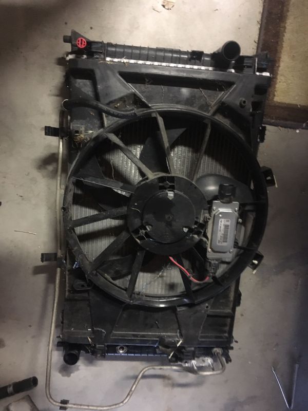 2010 Ford Fusion 2.5 radiator for Sale in DEVORE HGHTS, CA - OfferUp