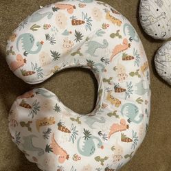 Boppy Breast Feeding Pillow 