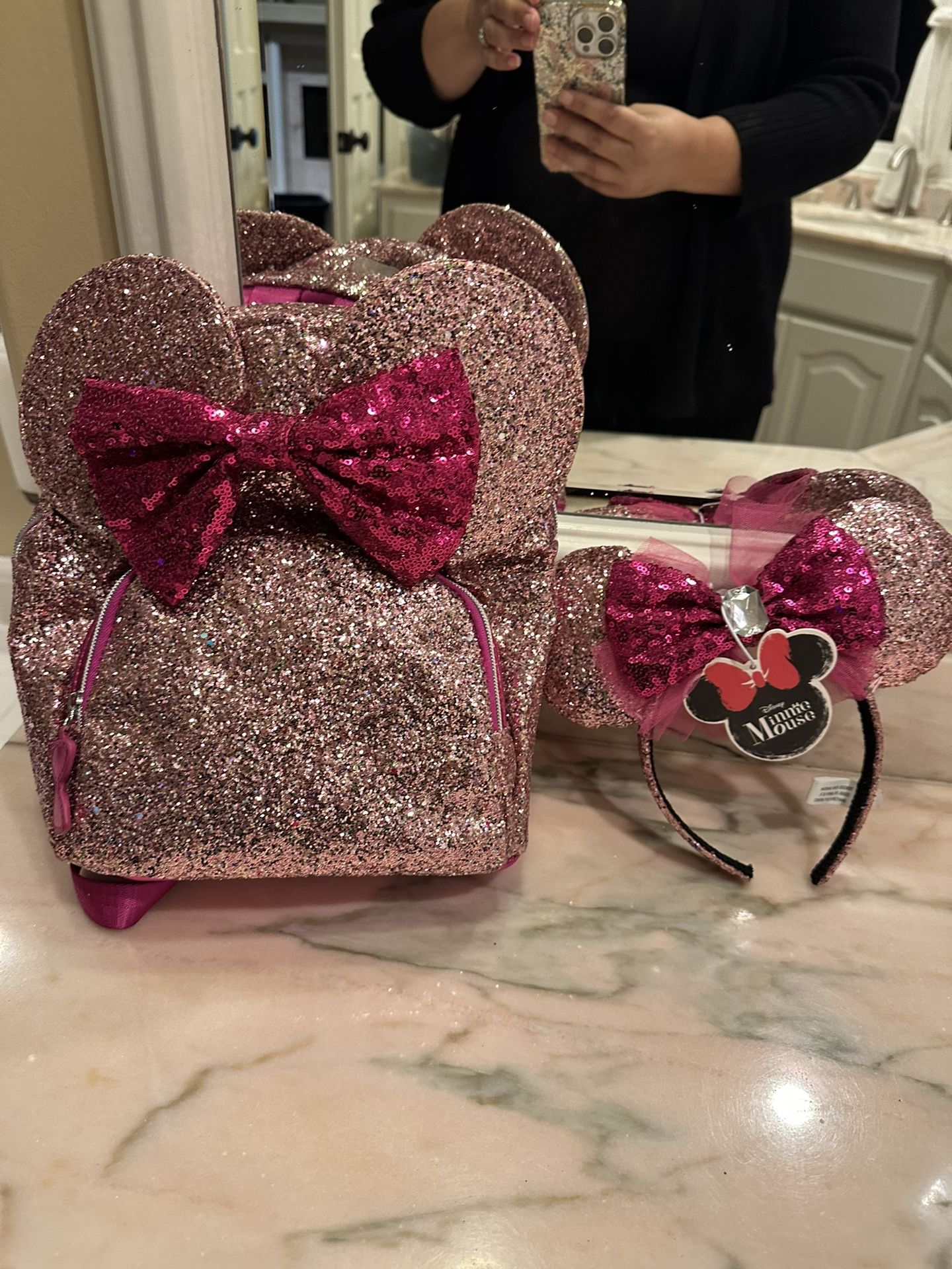 New With Tags DISNEY pink Glitter Minnie Mouse Back Pack And Ears Headband