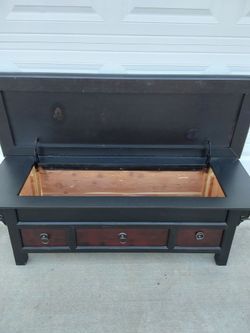 Cedar Bench trunk vintage