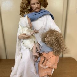 THE ASHTON-DRAKE GALLERIES Porcelain Dolls “Let the Little Chiloren Come to Me" 