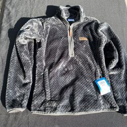 Gray Colombia Woman’s Half Zip Sweater 